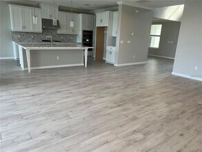 9265 Tequila Sunrise Dr in Sarasota, FL - Building Photo - Building Photo