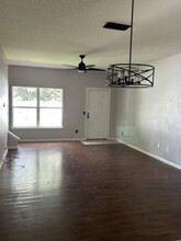 828 Southern Creek Dr in Jacksonville, FL - Building Photo - Building Photo