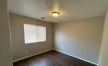 8341 W Surrey Ave in Peoria, AZ - Building Photo - Building Photo