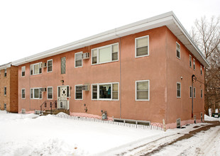 716 Como Ave in St. Paul, MN - Building Photo - Building Photo