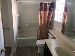 7193 Snowy Birch Way in Sacramento, CA - Building Photo - Building Photo