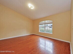 12252 Lake Fern Dr in Jacksonville, FL - Building Photo - Building Photo