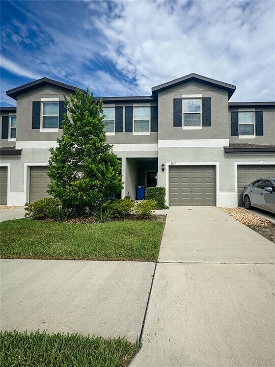 3557 Bellmeade Ct in Wesley Chapel, FL - Building Photo