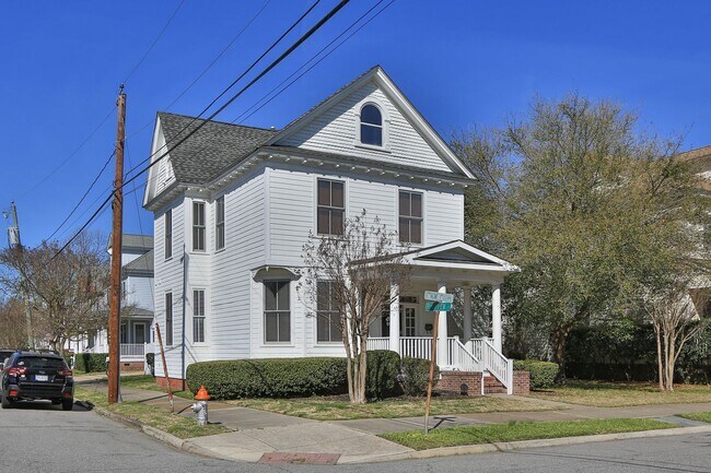 1010 Naval Ave in Portsmouth, VA - Building Photo - Building Photo