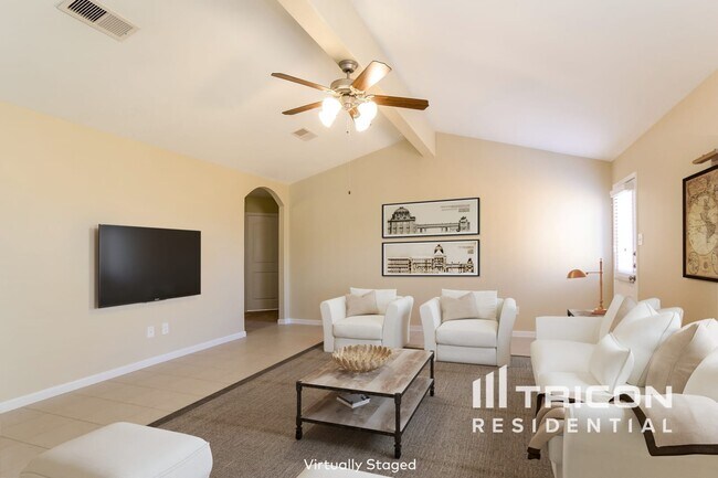 508 Red Dusk Paint Dr in La Marque, TX - Building Photo - Building Photo