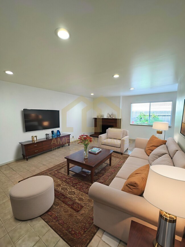 309 S R St in Lompoc, CA - Building Photo - Building Photo