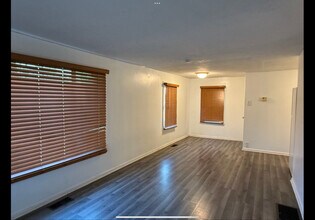 2861 S Roena St in Indianapolis, IN - Building Photo - Building Photo