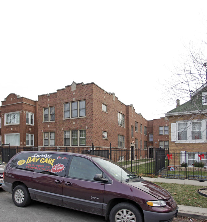 1033-1035 N Mason Ave in Chicago, IL - Building Photo