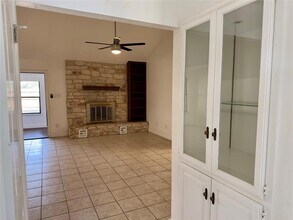 2110 Meadow Brook Dr in Round Rock, TX - Building Photo - Building Photo