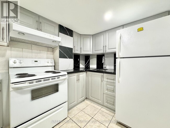 property at 94 Reed Dr