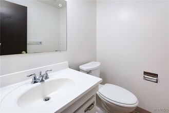 407 Kaymar Dr in Buffalo, NY - Building Photo - Building Photo
