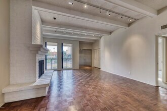 7145 E McDonald Dr in Paradise Valley, AZ - Building Photo - Building Photo