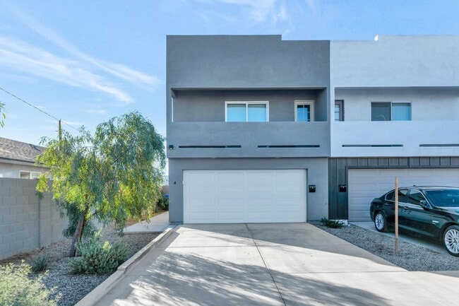 2509 E Broadway Rd in Phoenix, AZ - Building Photo - Building Photo