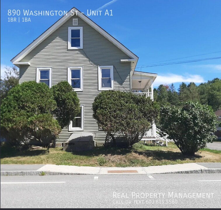 890 Washington St in Colebrook, NH - Building Photo