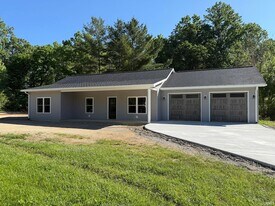 3417 S Knightridge Rd in Bloomington, IN - Building Photo