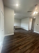 Stone Lake Townhomes in Weatherford, TX - Building Photo - Building Photo