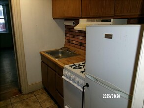 100 Bowen St in Providence, RI - Building Photo - Building Photo