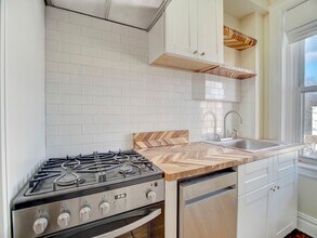 225 Garfield Ave in Jersey City, NJ - Building Photo - Building Photo