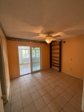 11348 La Verne Dr in Riverside, CA - Foto de edificio - Building Photo