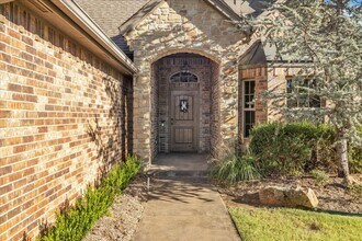 16000 Angie Kaye Ln in Edmond, OK - Building Photo - Building Photo
