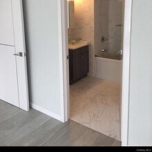 5 Grace Ave in Great Neck, NY - Building Photo - Building Photo