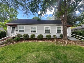 1307 E 10th St in Anniston, AL - Building Photo