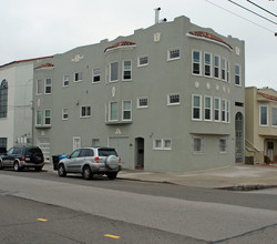 1699 Lawton St in San Francisco, CA - Building Photo - Building Photo