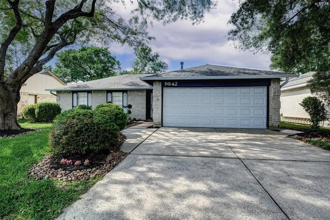 property at 9842 Shell Rock Rd