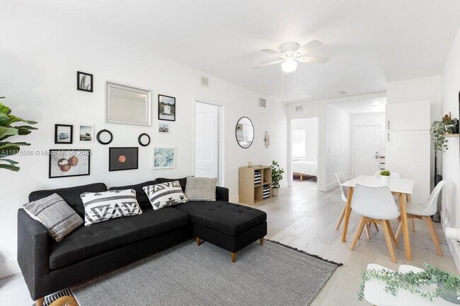 301 NE 17th Ave