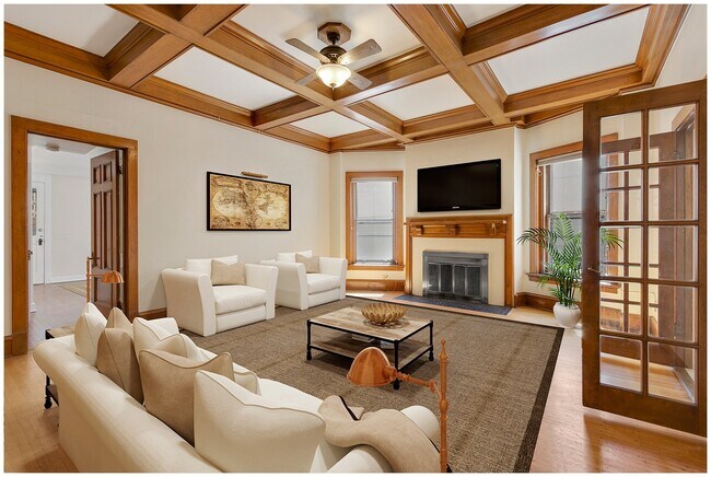 Mullen Mansion in Denver, CO - Foto de edificio - Building Photo