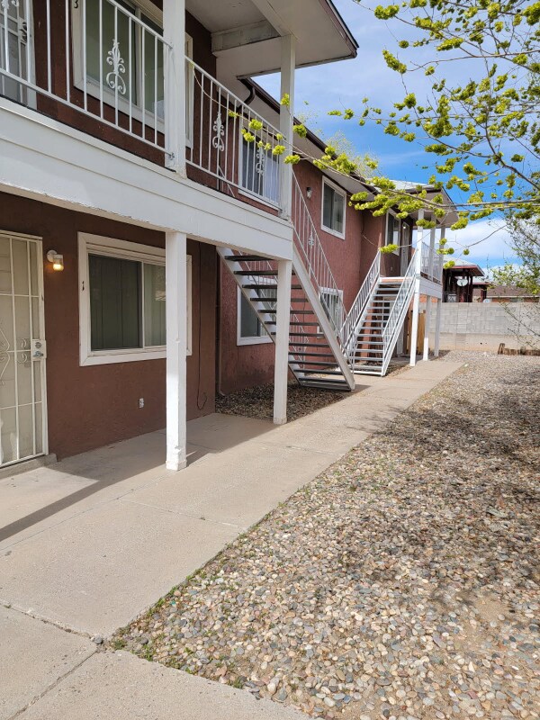 12805 Dunes Rd SE in Albuquerque, NM - Building Photo - Building Photo