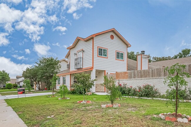 7618 Del Glen Ln, Unit B in Houston, TX - Foto de edificio - Building Photo