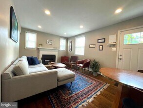 2938 Woodlawn Ave in Falls Church, VA - Building Photo - Building Photo