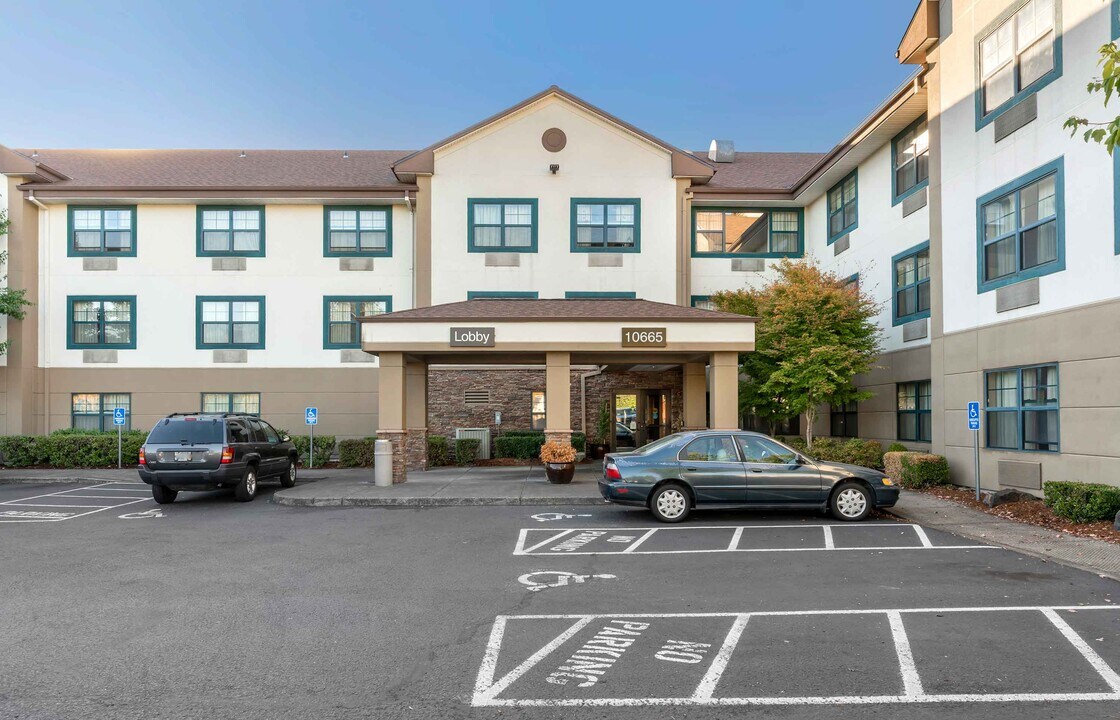 Furnished Studio-Portland - Beaverton-Hill in Hillsboro, OR - Building Photo
