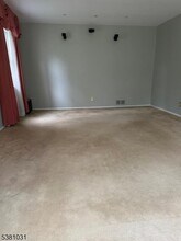 34 Brian Rd in West Caldwell, NJ - Building Photo - Building Photo