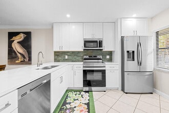 9193 Pecky Cypress Ln in Boca Raton, FL - Building Photo - Building Photo