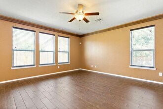 2302 McCook Dr in Georgetown, TX - Building Photo - Building Photo