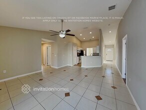 207 Dogfish Ln in Poinciana, FL - Foto de edificio - Building Photo