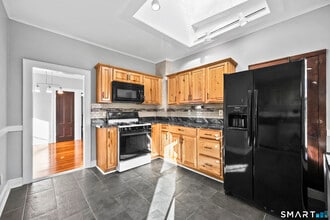 59 Grand St in Middletown, CT - Building Photo - Building Photo