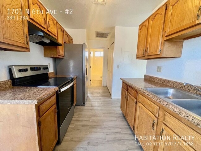 property at 1701 N 6th Ave