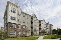Building Photo - Spring View Apartments in Allentown, Pennsylvania