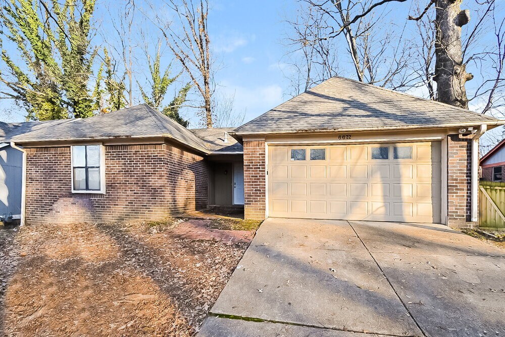 6622 Red Birch Dr in Memphis, TN - Building Photo