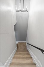 8089 SW 18th Ct in Davie, FL - Foto de edificio - Building Photo