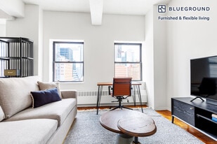 360 W 34th St. in New York, NY - Building Photo