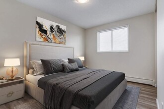 Huxley Apartments in Saskatoon, SK - Building Photo - Building Photo