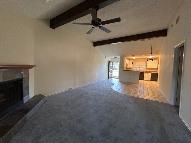 2320 Aquaduct Dr in Bedford, TX - Building Photo - Building Photo