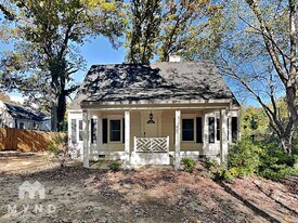 3203 Whitaker Ct NW in Winston-Salem, NC - Building Photo