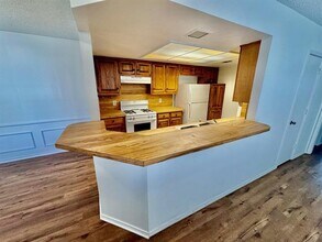 541 Canary Ln in Red Oak, TX - Building Photo - Building Photo