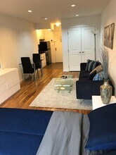 626 10th Ave in New York, NY - Building Photo - Building Photo