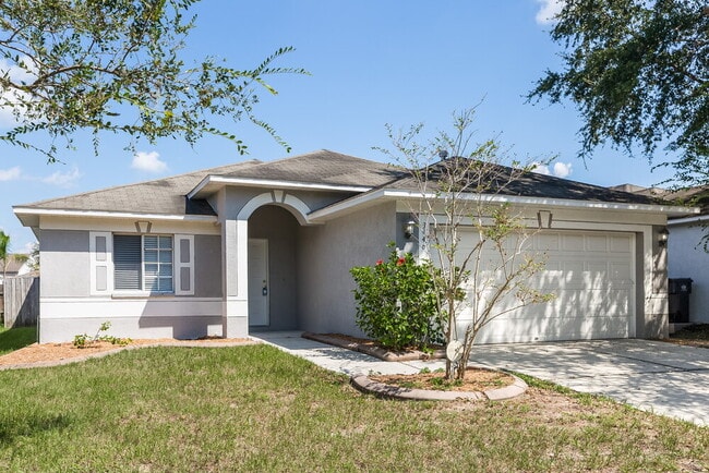 3146 Pine Top Dr in Valrico, FL - Building Photo - Building Photo